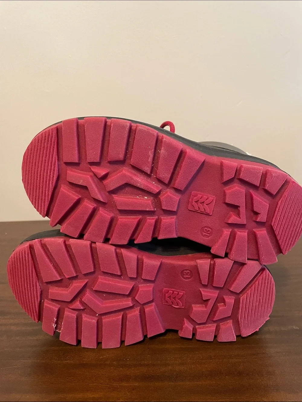 All in Motion Girls Grey and Burgundy Winter Boots (size 13)